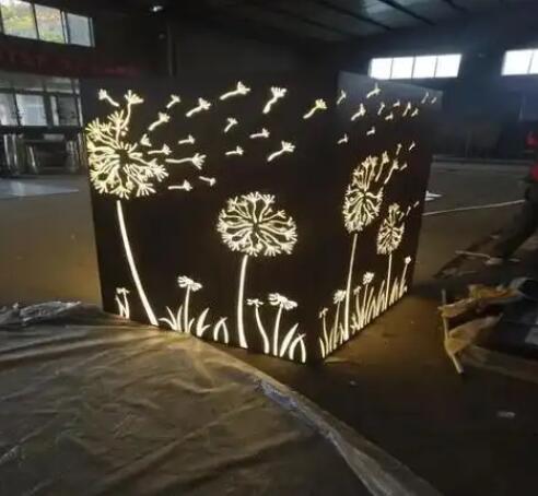 越秀耐候钢灯箱